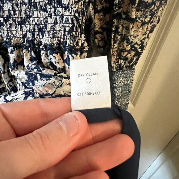 855 Intermix Lana Floral Smocked Mini Dress Size 2 Color Blue - Picture 9 of 11